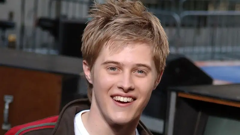 Lucas Grabeel wife